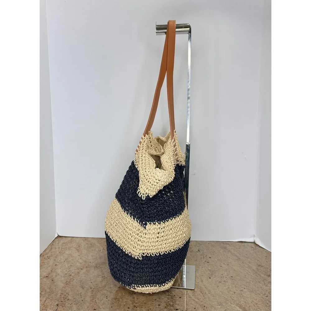 Forever 21 Straw Tote Bag Womens Navy Cream Striped‎ Woven Beach Summer Coastal